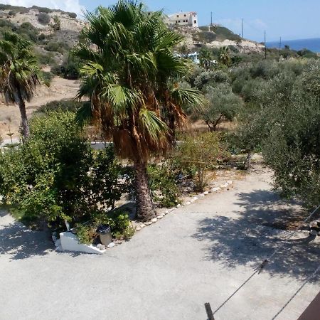 קפלוס Denise Apartments מראה חיצוני תמונה