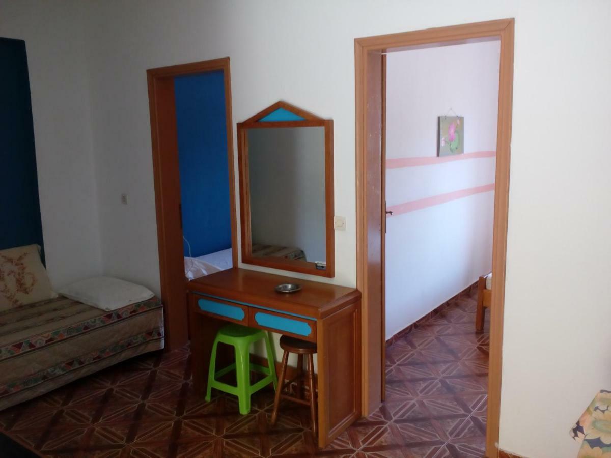 קפלוס Denise Apartments מראה חיצוני תמונה