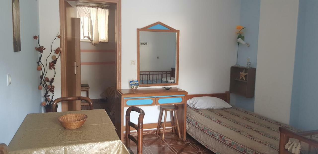 קפלוס Denise Apartments מראה חיצוני תמונה