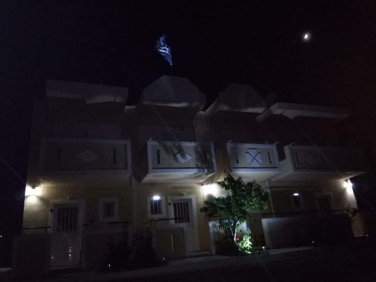 קפלוס Denise Apartments מראה חיצוני תמונה