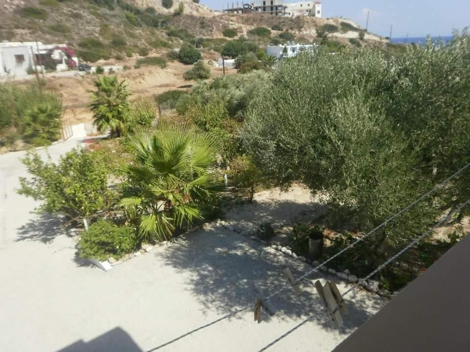 קפלוס Denise Apartments מראה חיצוני תמונה