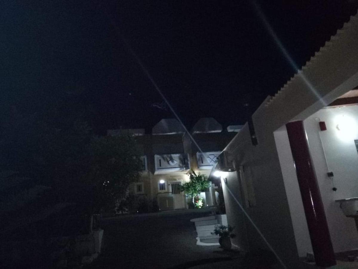 קפלוס Denise Apartments מראה חיצוני תמונה